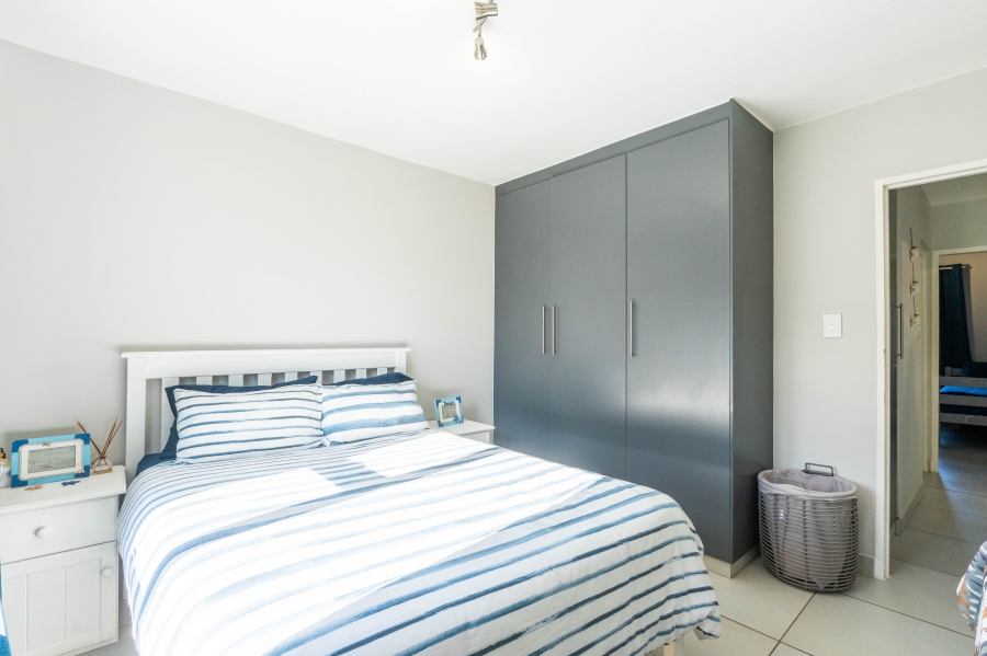 2 Bedroom Property for Sale in Hartenbos Central Western Cape